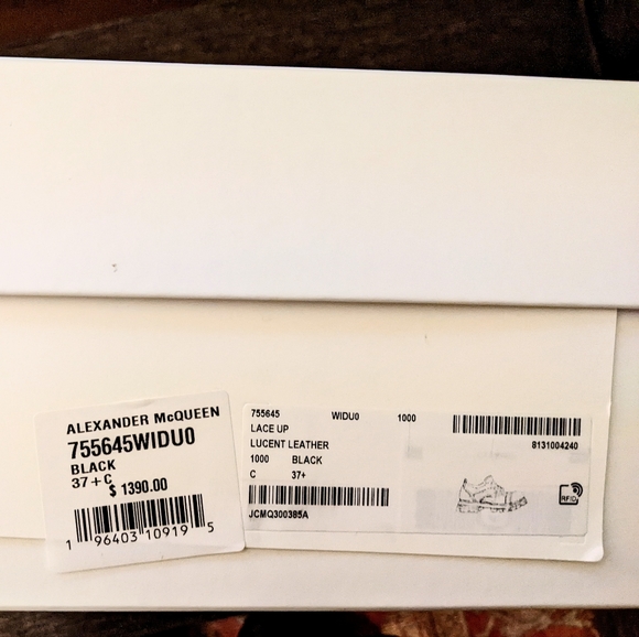 Alexander McQueen 37.5 Lucent black leather cutout lug sole shoes Edgy NWT Box - Picture 16 of 16